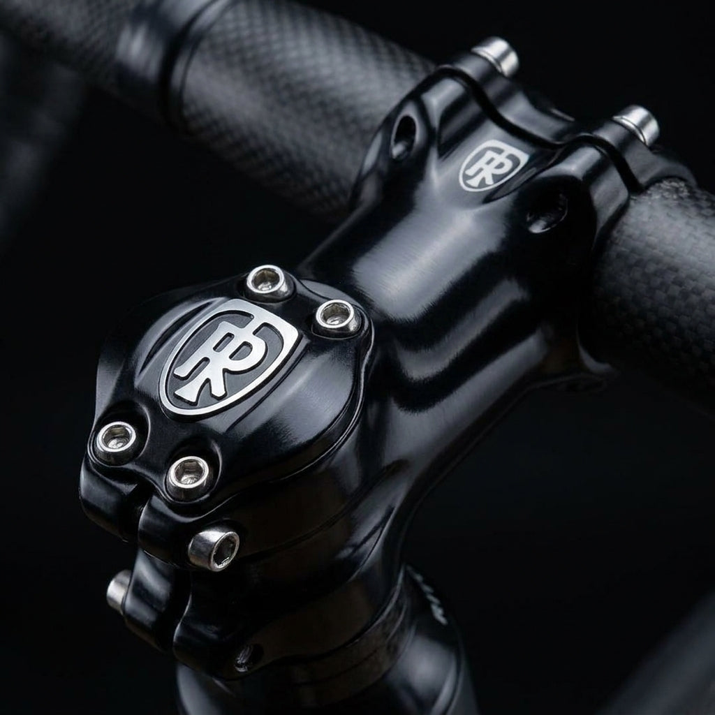 Ritchey Comp 4-Axis Vorbaulenkerkappe 31,8mm HP Black für Rennrad & MTB. Hochwertiges Aluminium, präzise Passform.