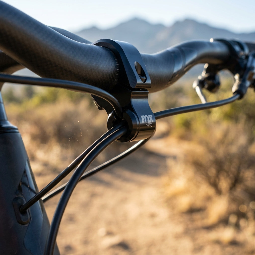 FOX Zughüllenanschlag 2017 Nude 4 Cable Remote SH für MTB & E-MTB. Originalersatzteil für präzise Dämpferbedienung.