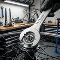 FOX Tooling Custom Spanner 2-Pin Specialized GENIE. Präziser Spezialschlüssel für Fahrrad Lagergehäuse. Professionelles Fahrradwerkzeug.
