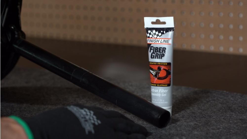 Finish Line Carbon Montage-Gel 50g Tube - rutschfester Halt für Carbon-Teile, reduziert Klemmdrehmoment, schützt vor Beschädigung