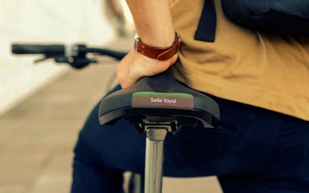 Selle Royal Vivo Moderate Unisex City-Fahrradsattel mit Reflex-Heck für komfortable Fahrten.
