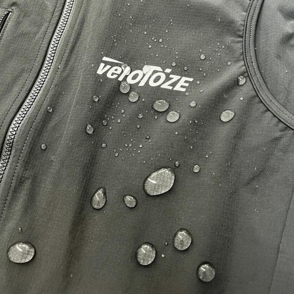 VeloToze Weste Core Shield XS Schwarz - winddichter Core-Schutz in moderner Ausführung
