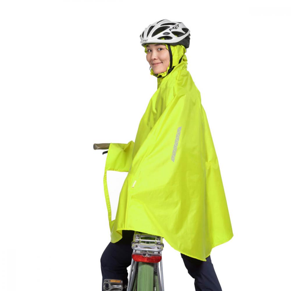 TATONKA Bike Poncho safety yellow Größe M - wasserdichter Fahrrad-Poncho aus recyceltem Polyester mit Sichtfenster, Reflektoren und Packbeutel