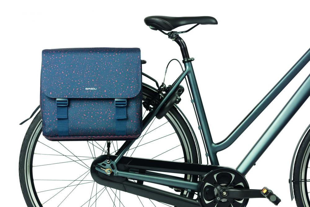 Basil Flair Doppelpacktasche 35L wasserabweisend, MIK/Racktime kompatibel, recyceltes Polyester, mit Reflexion am Fahrrad.