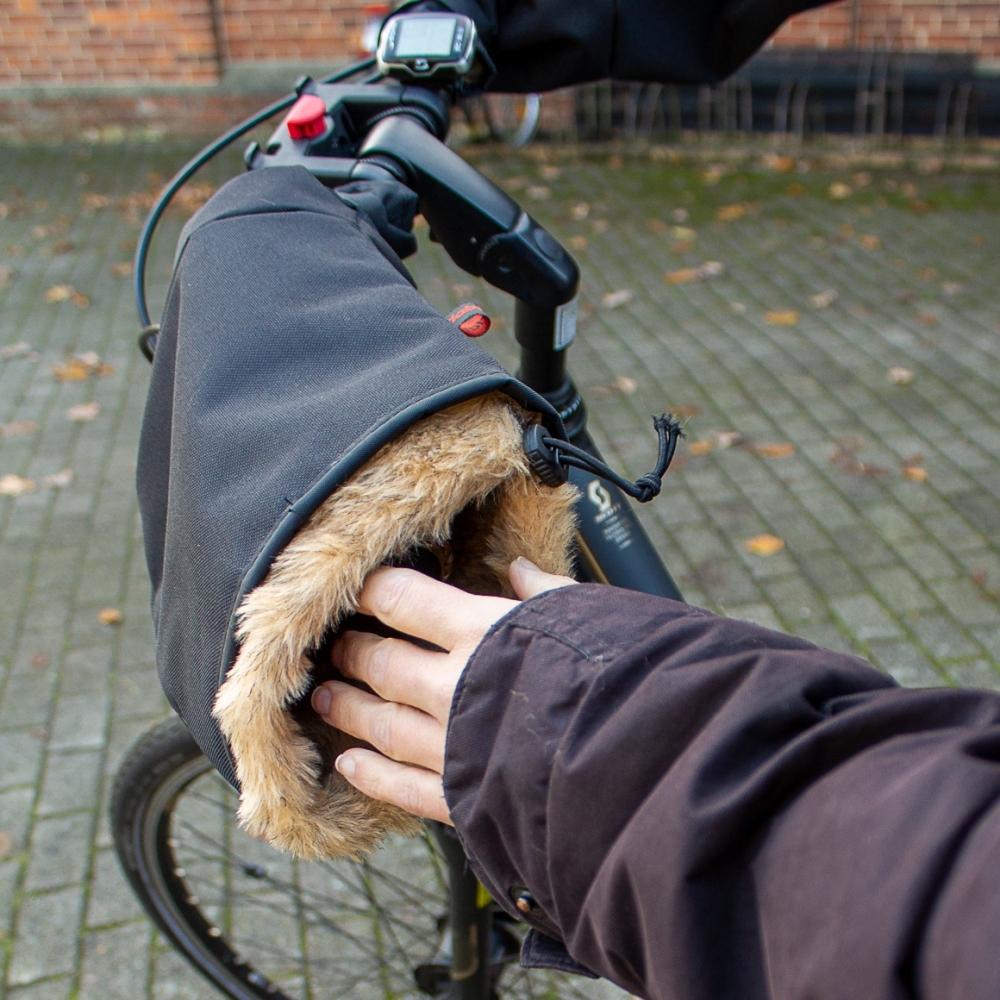 Haberland Lenkerstulpen für Erwachsene schwarz - warme Hände am Fahrradlenker