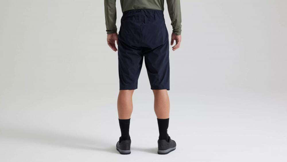 GRAVITY TRAINING RACE SHORT MEN BLK 38 - Herren Laufshorts
