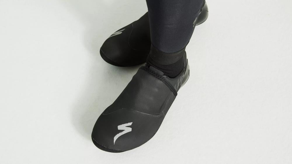 NEOPRENE TOE COVER BLK 44-48> - Booties and shoe covers
