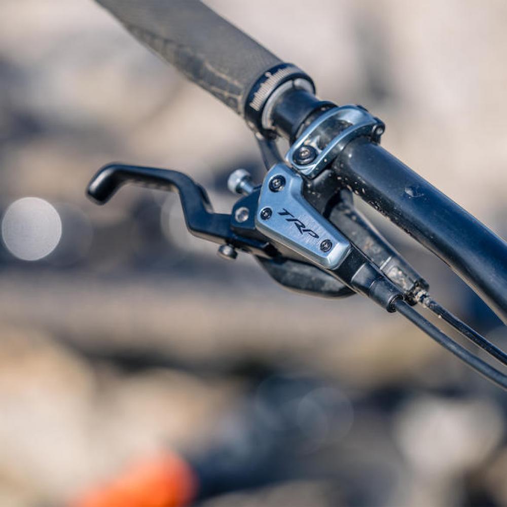 TRP Bremssattel Bremse EVO Pro HD-M9040 Grau - TRPnRechts: nur für 2 3 mm starke Bremsscheiben!nFarbe: Grau Gewicht: 323 g VE: 1 St. - Bremsen