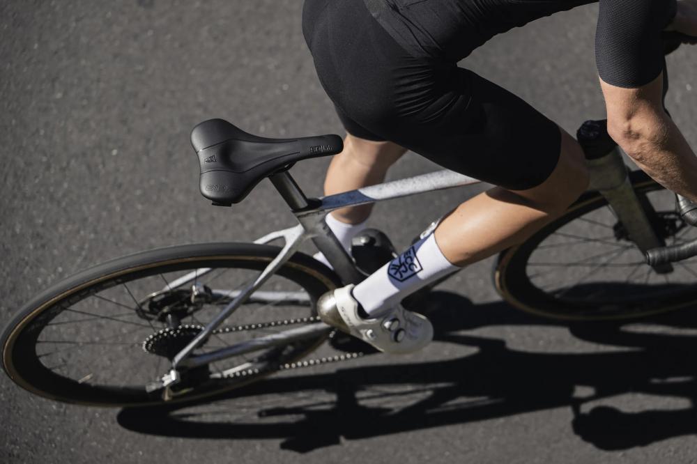 ERGOWAVE Sattel SQlab Sattel 612 ERGOWAVE® R Carbon 15cm - Rennrad