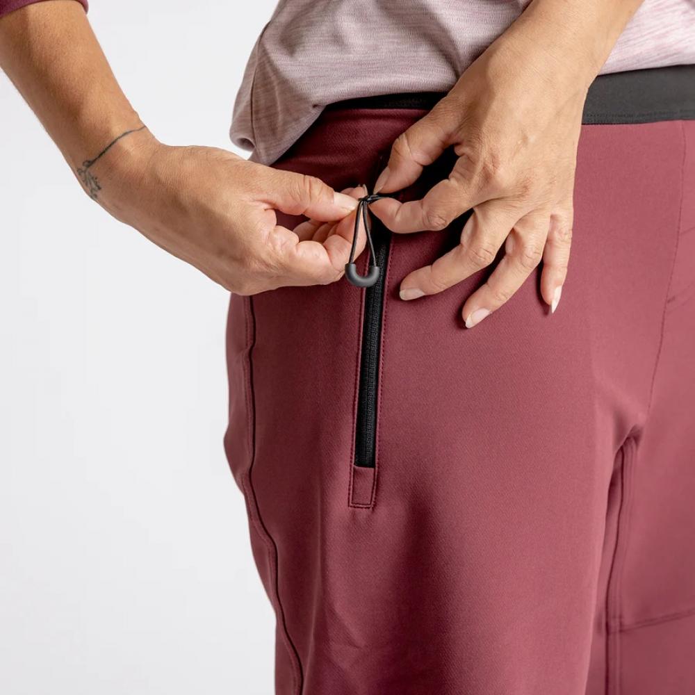 IXS Sports Division iXS Carve Hip-Hugger Women Shorts 40 Raisin - maximaler MTB-Komfort
