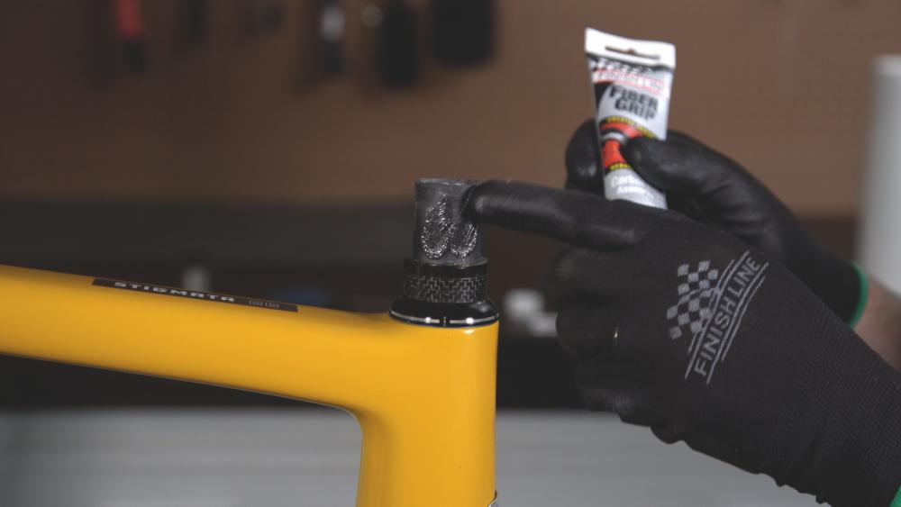 Finish Line Carbon Montage-Gel 50g Tube - rutschfester Halt für Carbon-Teile, reduziert Klemmdrehmoment, schützt vor Beschädigung