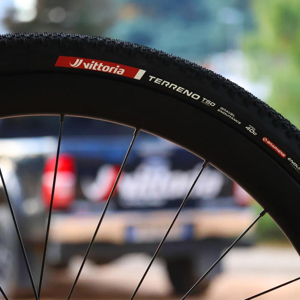 Vittoria Reifen Terreno T50 Mixed Gravel Endurance TLR 40-622 700x40C schwarz - Faltreifen mit Graphene, Tubeless Ready, Endurance-Karkasse