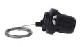 SHIMANO TOURNEY SL-RV200 6-fach Drehgriffschalter mit Schaltzug für Fahrräder auf weißem Hintergrund.