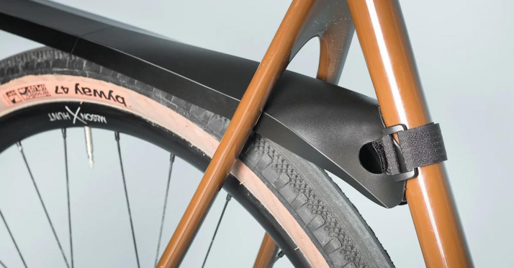 Ass Savers Fendor Bendor Big FRB-4-BLK: Faltbarer, werkzeuglos montierbarer Hinterrad-Spritzschutz für Gravel- und MTB-Bikes, passend für Reifenbreiten von 32-55 mm, Farbe Schwarz