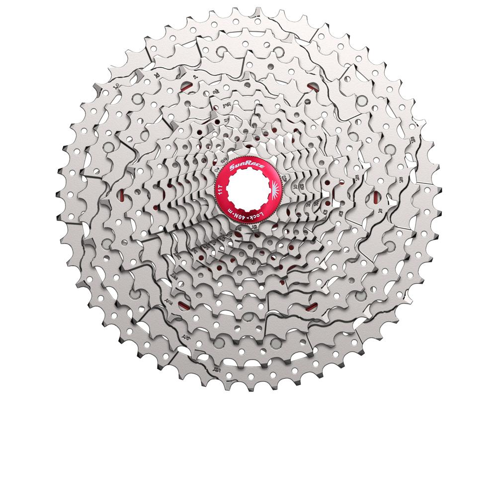 Silberne SunRace CSMZ800 12-fach MTB Kassette 11-51 Zähne für Shimano HG Freilauf, mit rotem Lockring.