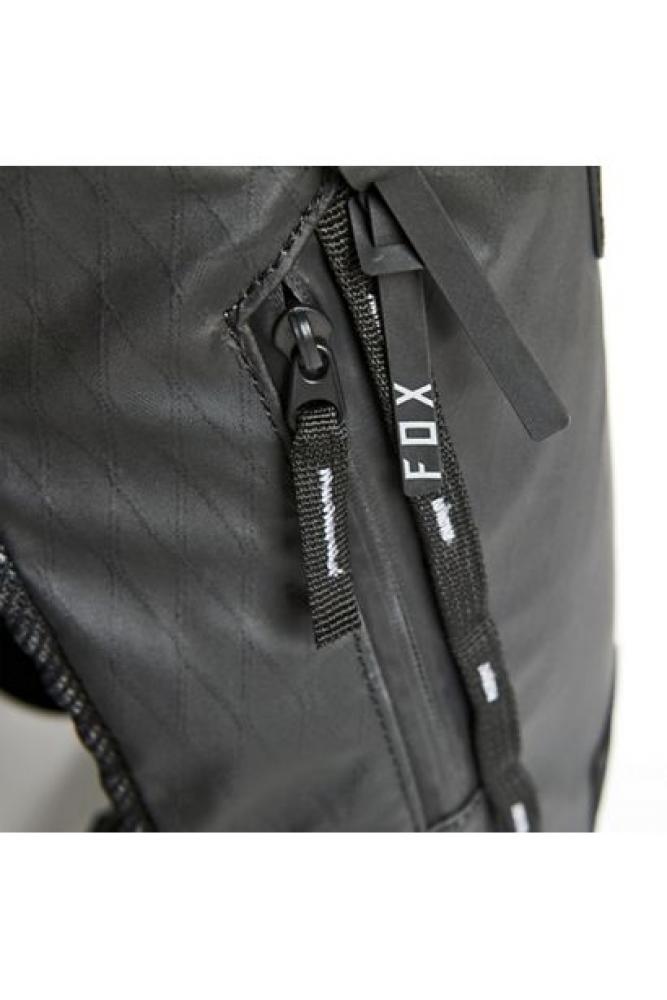 FOX UTILITY HYDRATION PACK SMALL Trinkrucksack black