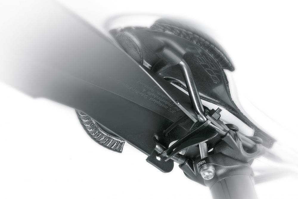 SKS S-Guard Schutzblech schwarz, flexibler Spritzschutz unter Fahrradsattel für MTB und Rennrad.
