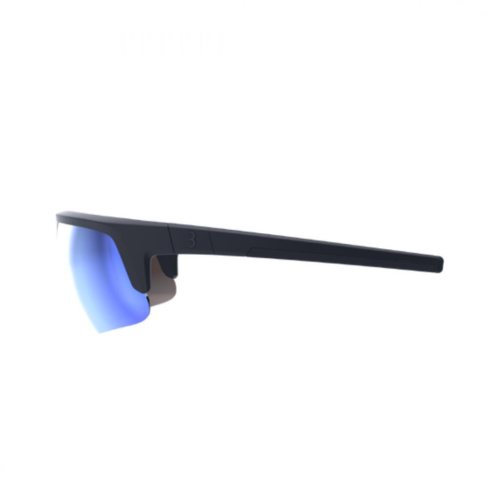BBB Cycling Sportbrille Comet MLC ice blue Größe M matt - klare Sicht für sportliche Performance