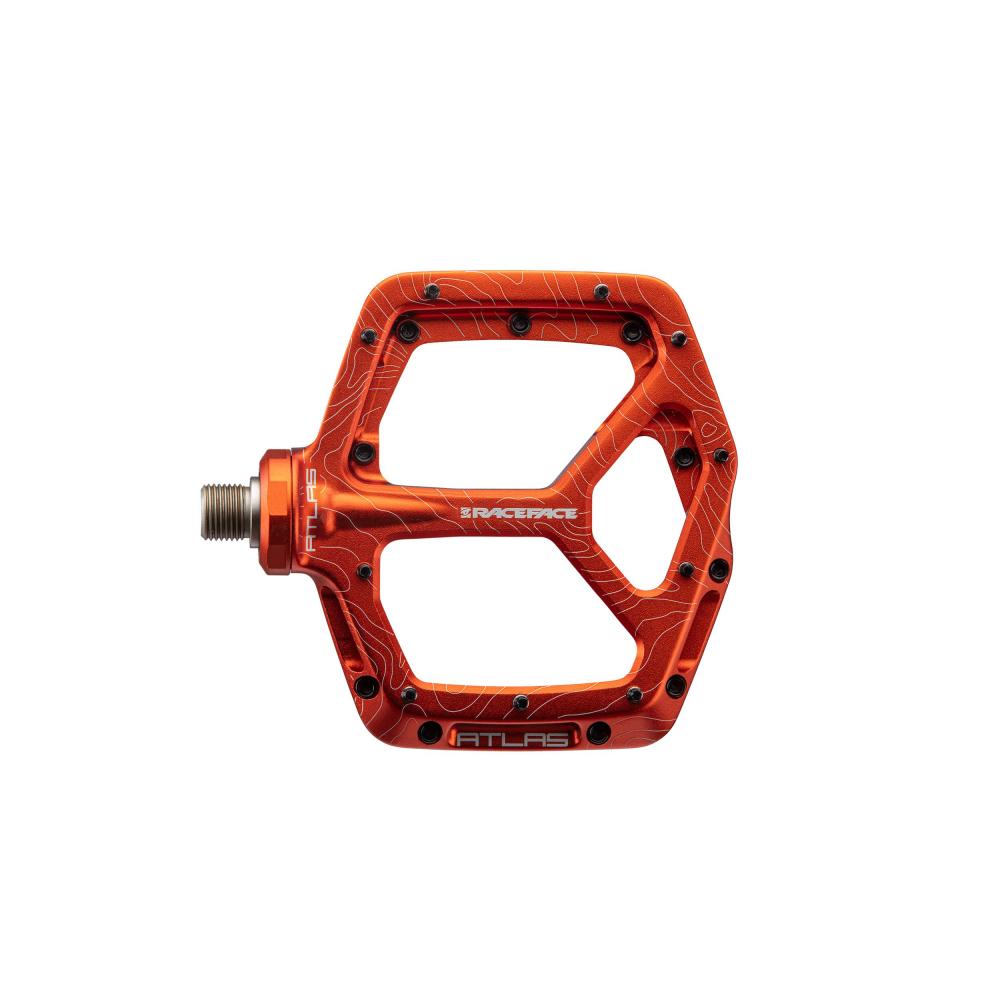 Oranges Race Face Atlas Plattform-Pedal, robustes Flat-Pedal für Fahrräder und volle Kontrolle.