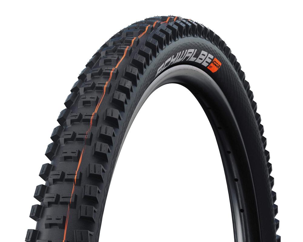 Schwalbe Big Betty 20x2.25" TLE E-50 faltbarer MTB Reifen, schwarz mit orangen Akzenten.
