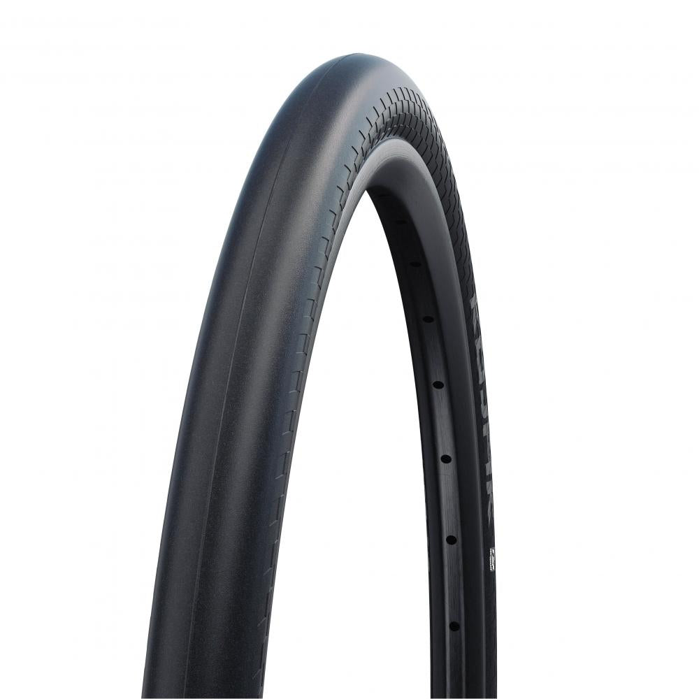 Schwarzer Schwalbe KOJAK Fahrradreifen 26x2.00 ETRTO 50-559 ADDIX RaceGuard Performance Line auf weißem Hintergrund.