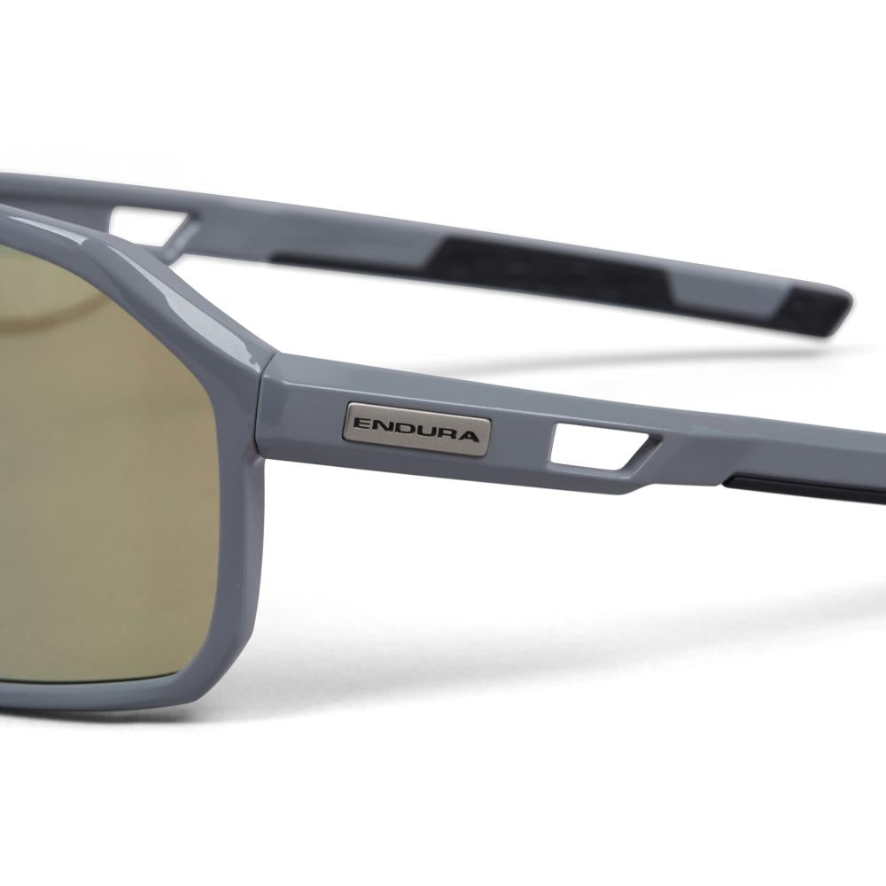 Endura Mullet Sportbrille Grau OneSize - TR90-Rahmen, Anti-Beschlag, UV400, inkl. Hardcase