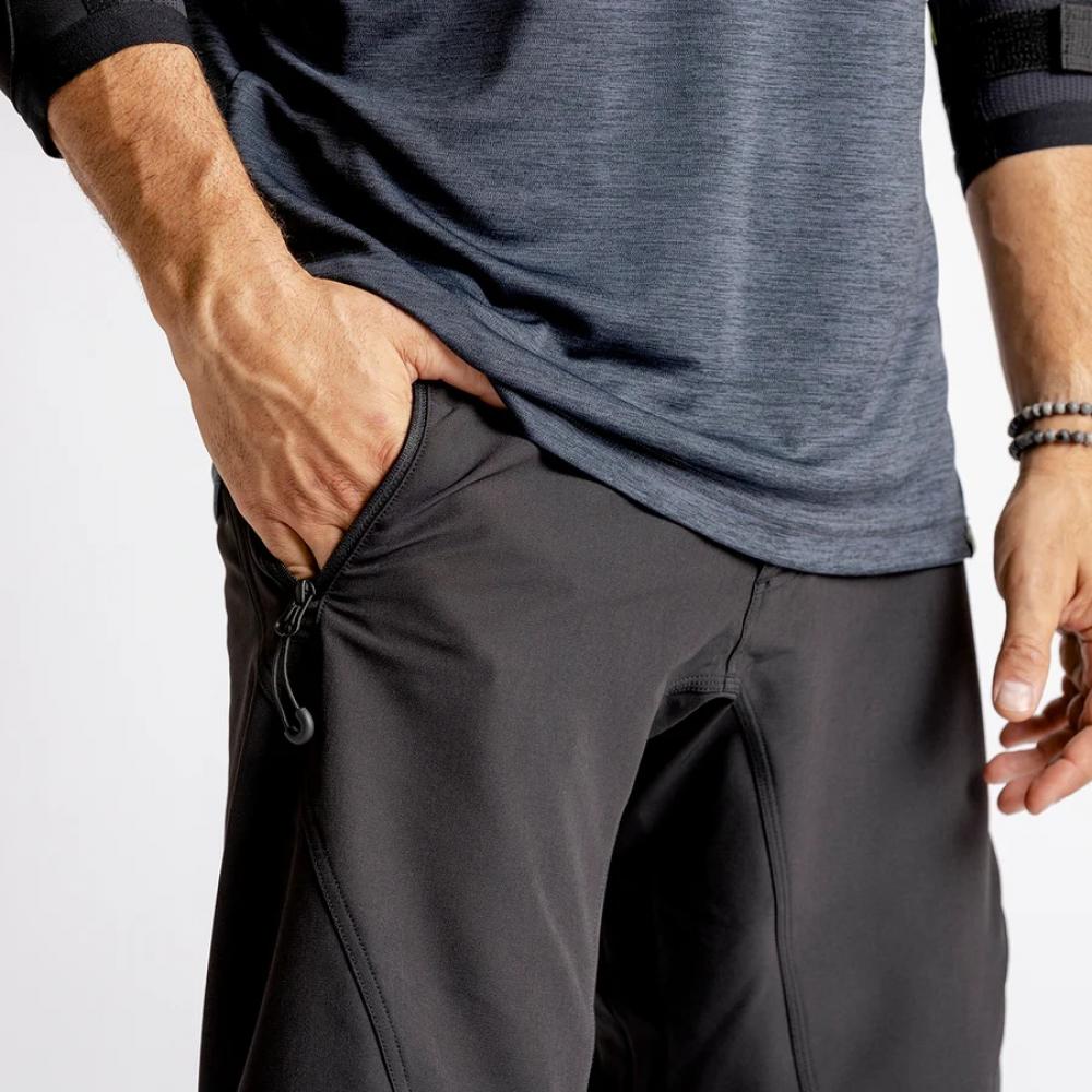 IXS Sports Division iXS Carve Evo Shorts S black - flexible MTB-Shorts mit 4-Wege-Stretch