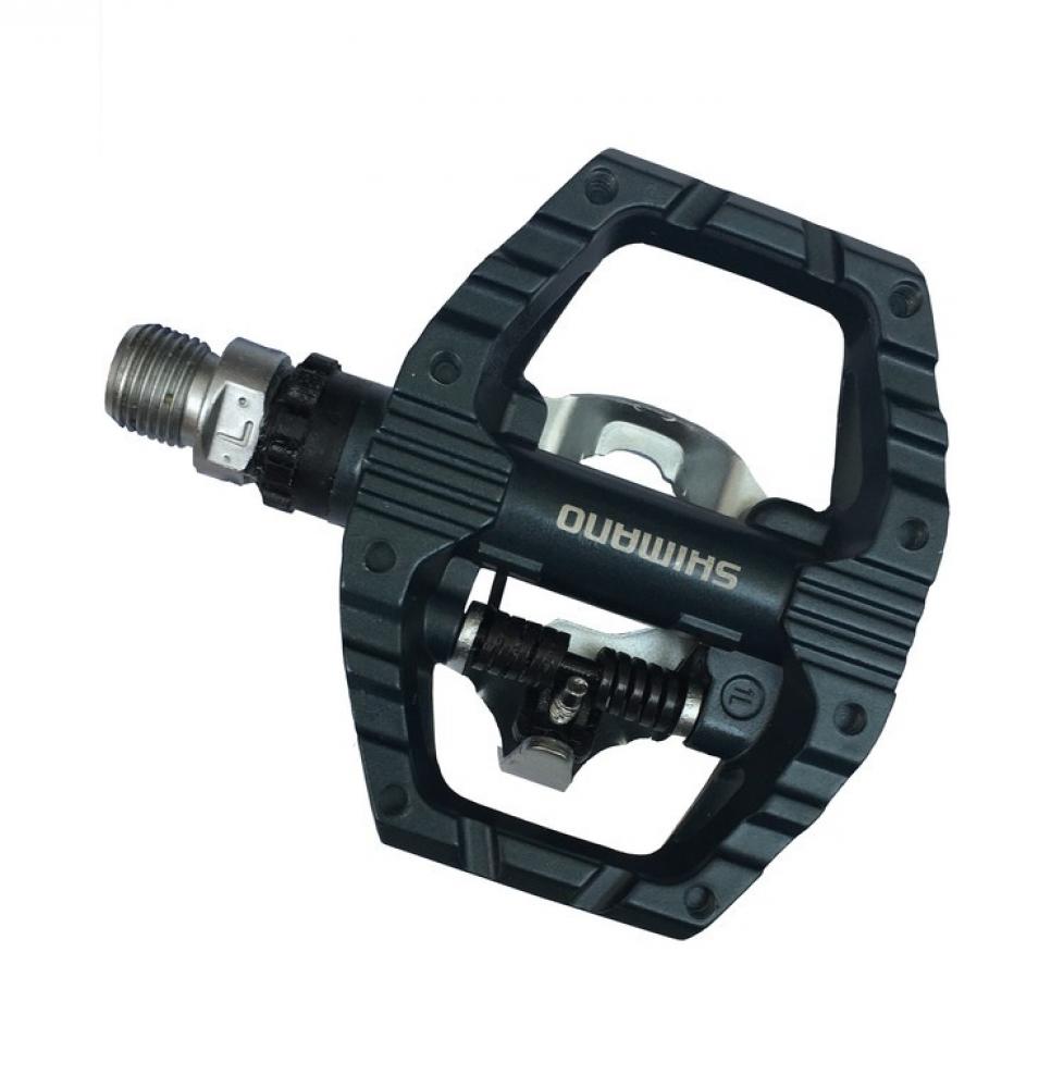Schwarzes Shimano PD-EH500 Kombipedal mit SPD-Klickmechanismus und flacher Plattformseite für Fahrräder.
