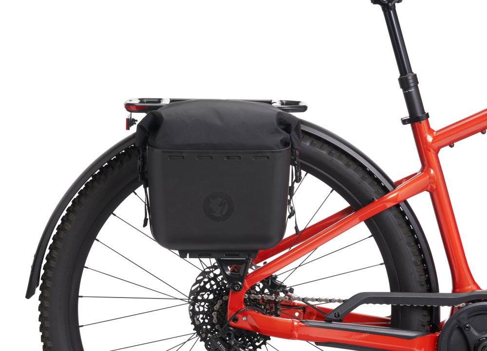 Specialized S/F MICROCAVE DRYBAG 8L BLACK - wasserdichte Bikepacking Tasche 8L - Bike-Box