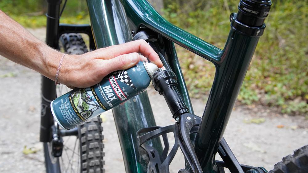 Finish Line Max Federgabel Spray 266ml - Federgabelpflege für MTB, schützt Dichtungen, reduziert Reibung, verlängert Lebensdauer