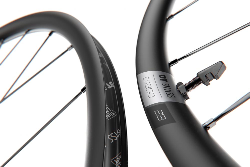 DT Swiss Laufrad C 1800 SPLINE 29" 622 x 23 mm schwarz - robustes Tubeless-Disc-Laufrad