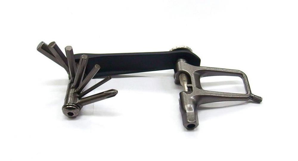 Ritchey CPR12+ Fahrrad Multitool mit Inbusschlüsseln, Schraubendreher und Kettennieter.