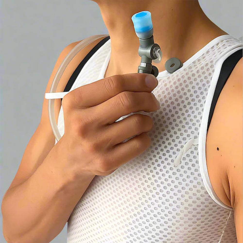 VeloToze Funktionsweste Hydro Vest mit Trinkblase XL Weiß - aerodynamische Trinklösung