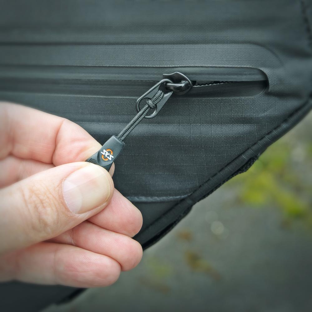 SKS Urban Framebag Rahmentasche schwarz 240x50x200mm 1400ml wasserabweisend für E-Bike & Fahrrad ideal für Werkzeug & Zubehör