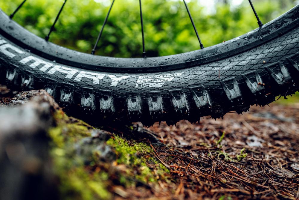 Schwalbe Faltreifen Schwalbe Magic Mary 27.5x2.40