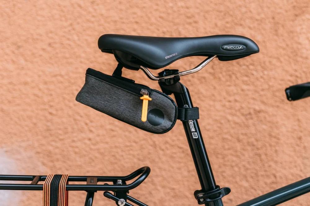Selle Royal Satteltasche schwarz 0,6L mit ICS-Clipsystem, Klettbefestigung an Sattelstütze und breiter Reißverschlussöffnung