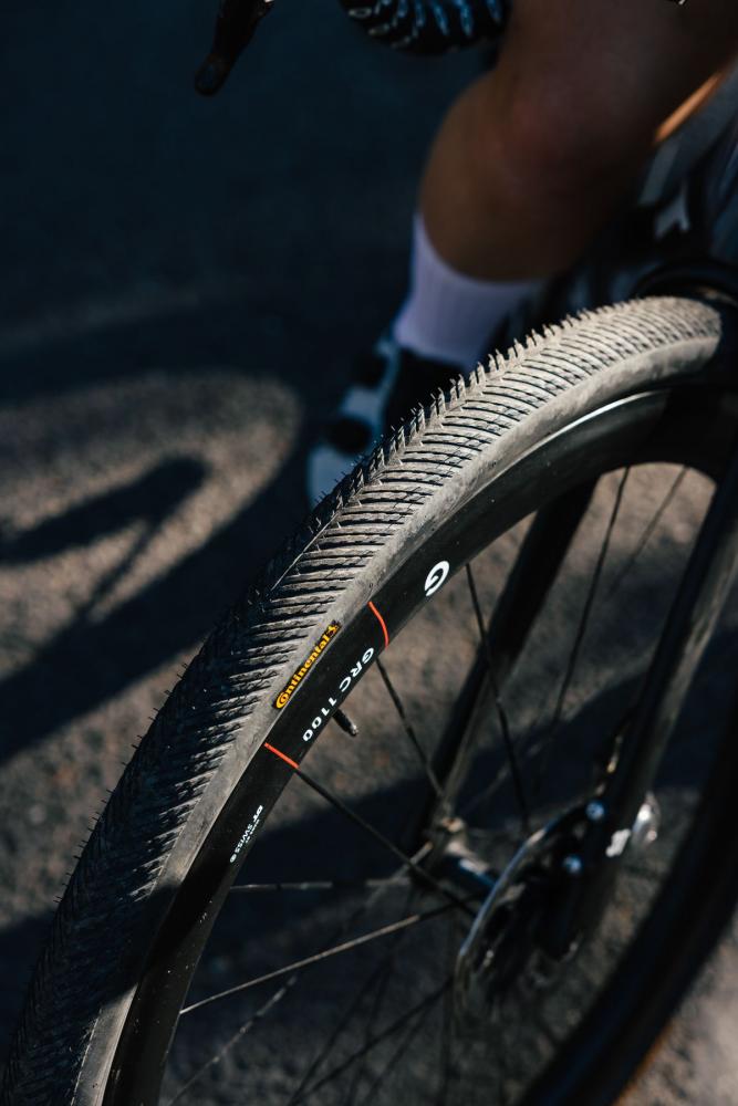 Continental Terra Competition Faltreifen 700x35C - Gravel-Reifen für schnelle Einsätze