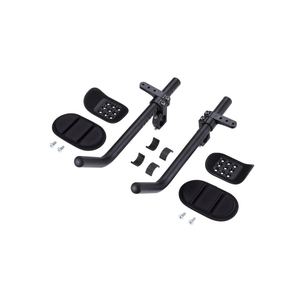 BBB Cycling AeroMAX aerodynamischer Triathlon-Aufsatz 31.8mm schwarz mit Armpolstern und Befestigungsmaterial.