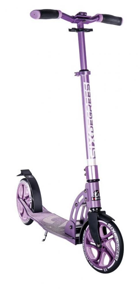 Lila Sk8teforyou Scooter Six Degrees Aluminium LW mit 205mm Rädern, freistehend auf weißem Hintergrund.