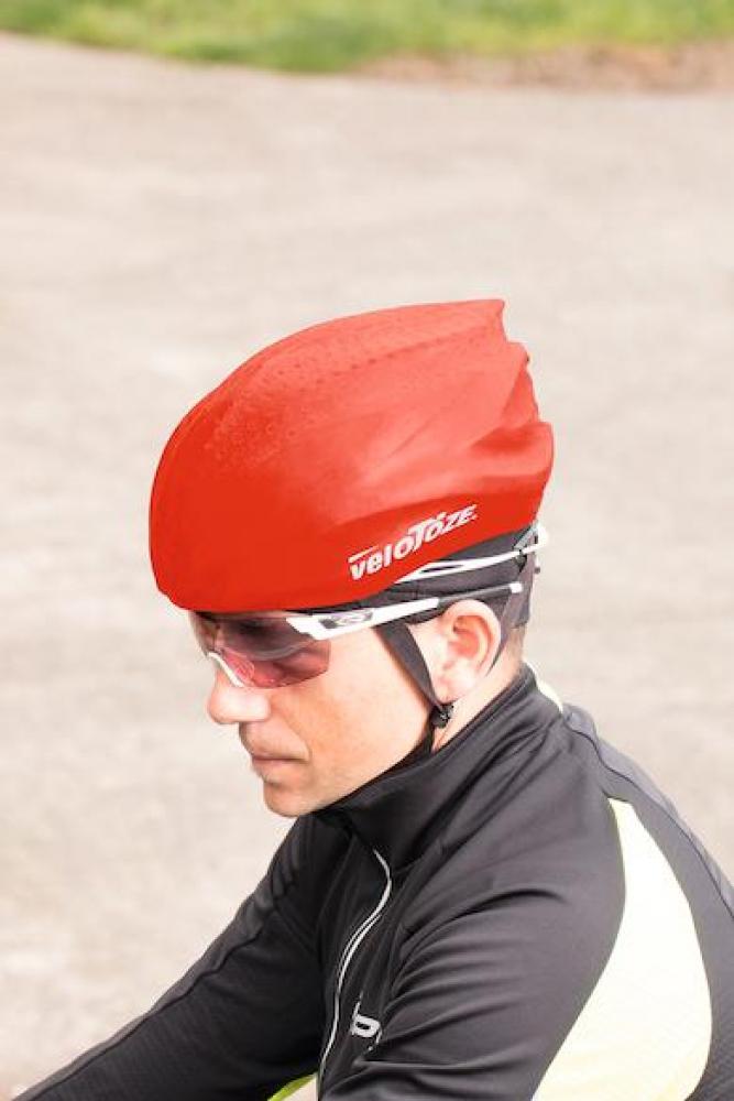 VeloToze Helmüberzug schwarz/rot/gelb onesize rot - wetterfester Schutz und Aerodynamik