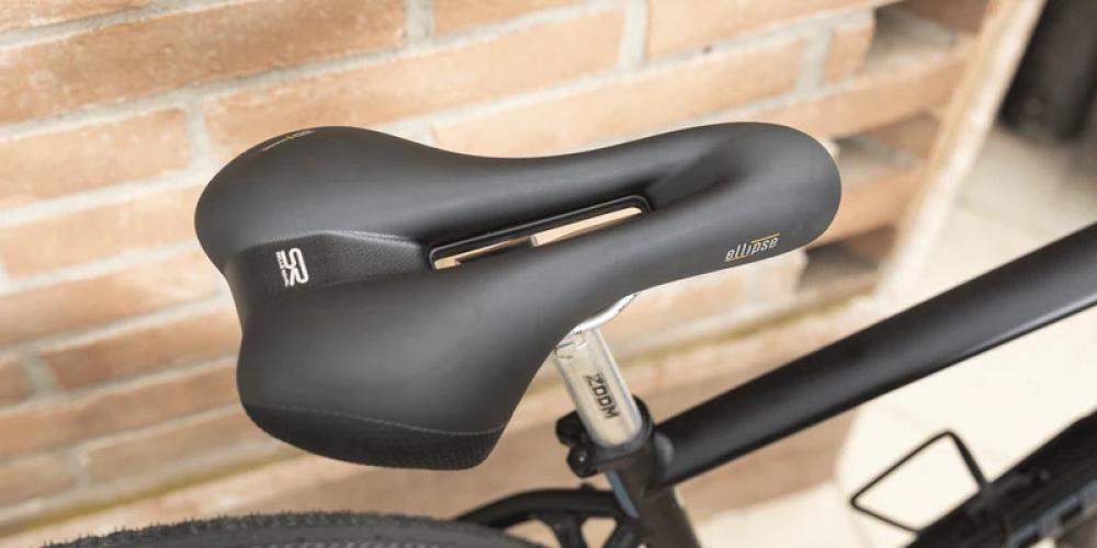 Selle Royal Sattel Ellipse Premium Range schwarz, Unisex, 265x162mm, atletic, auf einem Fahrrad montiert.