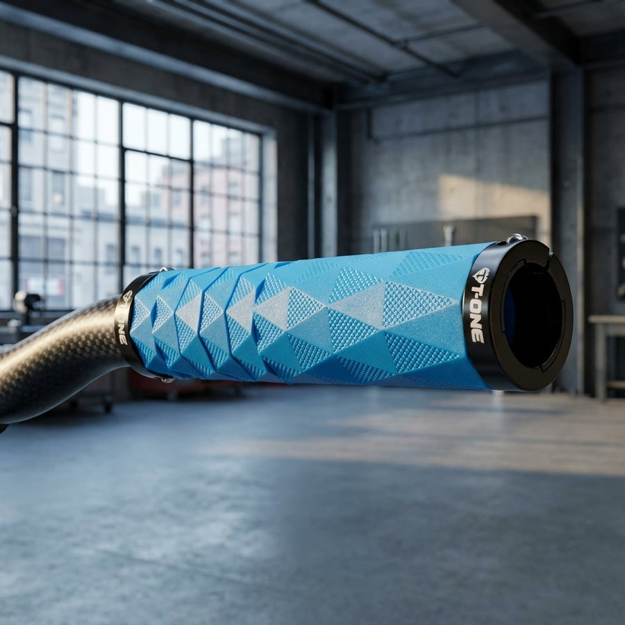 Blaue T-One Diamond Fahrradgriffe verstellbar 94-134mm mit Schraubensicherung und Diamantstruktur für Mountainbike.