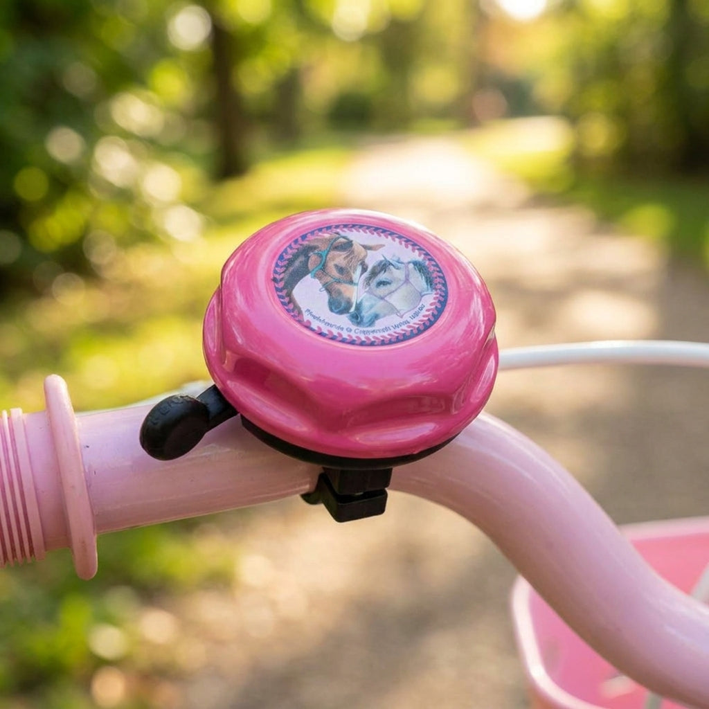 Bike Fashion Pferdefreunde Fahrradklingel rosa. Kinderfahrradglocke mit süßem Pferde-Design. Robust, sicher, leicht montierbar.