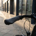 Ergotec Lenkergriffe Ohio aus Kraton und Gel in Schwarz-Grau für ergonomisches Radfahren und mehr Komfort.