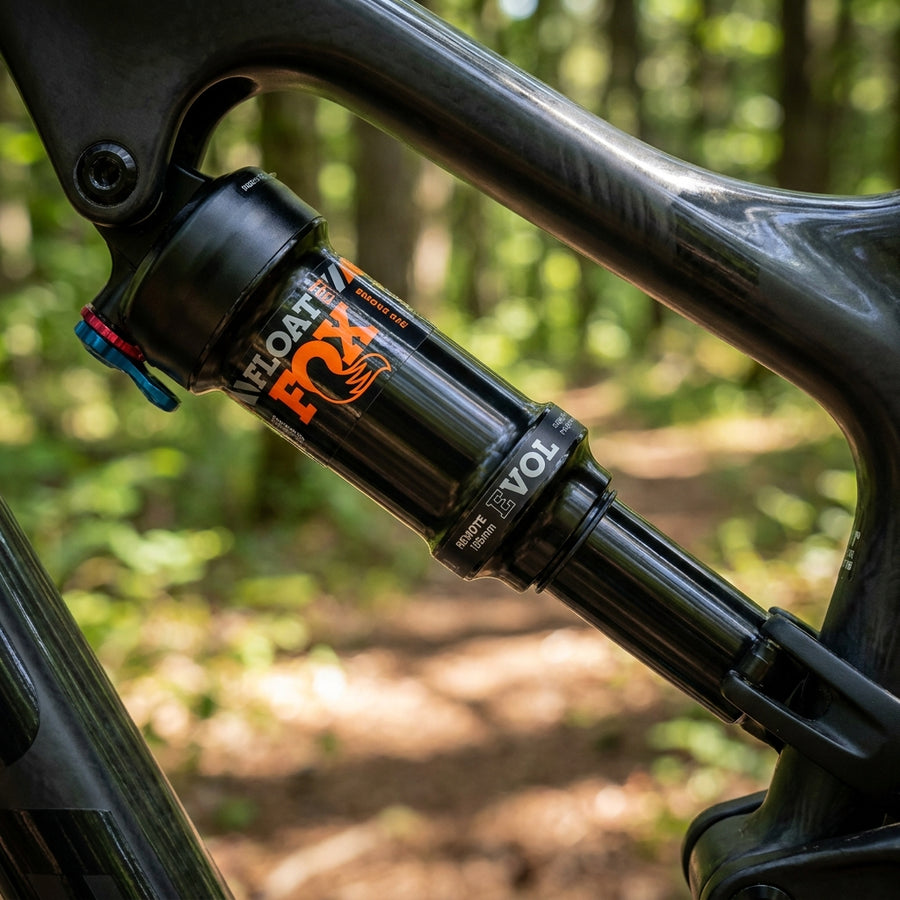 FOX Decal FLOAT DPS Remote Long 165mm für Mountainbike Dämpfer. Hochwertiger Aufkleber für professionellen Look.