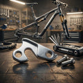 Marwi Schaltauge GH-022 mit M8x0,75 Schraubensatz für präzise Fahrradschaltung Reparatur und Montage.