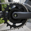 Langlebiges KMC E-Bike Antriebsritzel 21 Zähne schwarz mit KMC Kette und Kurbel.
