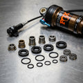 FOX Service Set Eyelet Assy FLOAT DPS Remote Trunnion SV für präzise Dämpfer-Wartung und optimale Mountainbike-Performance.
