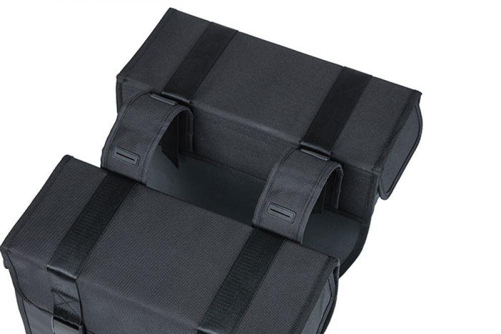 Basil Tour Waterproof XL Doppeltasche, schwarz, 35l, robuste, wasserdichte Fahrradtaschen für Touren.