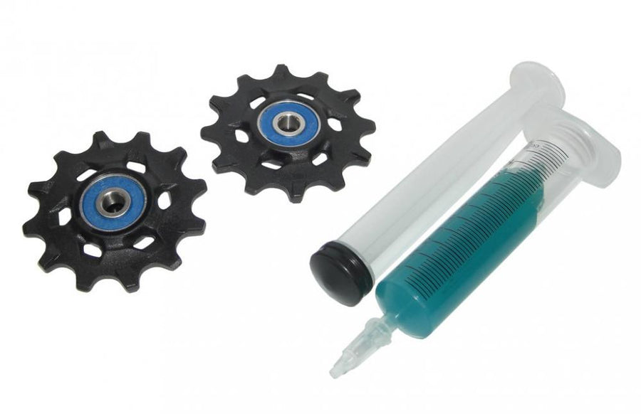 SRAM XX1 X-Sync 11-fach Schaltrollen-Set (keramisch) mit Spritzen für präzise Schaltperformance.